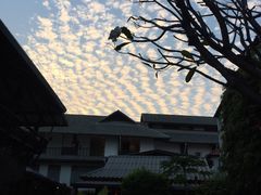 -Dash Teak House