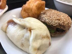 胡萝卜牛肉包-护国寺小吃(安定门店)