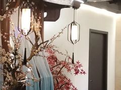 -荷塘秋月·本帮江浙菜(国权路店)