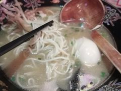 猪骨拉面-平成屋·午肴夜酒(四川北路店)