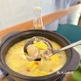 冬天就要喝一碗鸡汤,暖暖的很舒服🌈