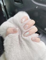 -悦指间美甲美睫