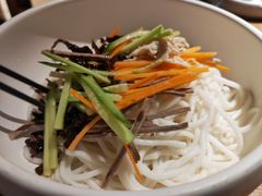 鸡丝凉米线-云海肴·汽锅鸡·云南菜(领展购物广场·中关村店)