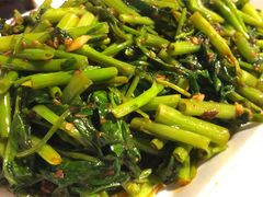 -纽顿熟食中心