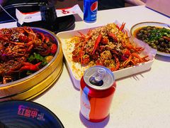 -红盔侠小龙虾(海宁银泰店)