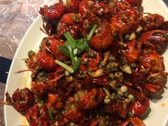 -巴厘龙虾·榜首油焖大虾(音乐学院·沿江酒馆店)
