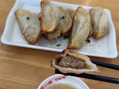 -小姜锅贴(凤凰街店)