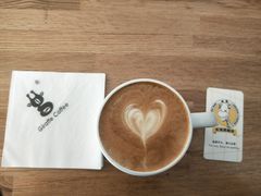 拿铁咖啡-长颈鹿咖啡(大学路店)