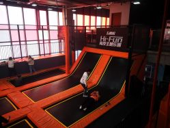 -嗨翻Hi-Fun竞技主题乐园·蹦床团建生日聚会(五棵松华熙店)