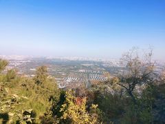 -鬼笑石后山停车场