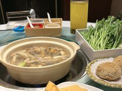 -天宜隆蘑菇宴火锅(石景山旗舰店)