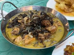 小鸡炖粉-东北四季饺子王(华山路店)