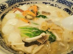 极品鱼头皇-山外山菜馆(玉泉路店)