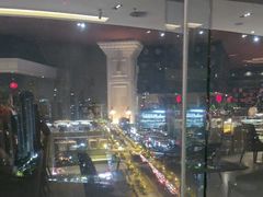 -荣誉国际酒店-云顶旋转餐厅