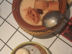 -在莲野·湖北民间菜·头牌松滋鸡(光谷步行街店)