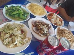 -老东镇啤酒屋海鲜加工·蒸汽海鲜·海鲜烧烤(台东店)