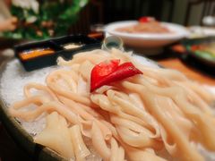 -佬土鹅肠火锅(解放路店)