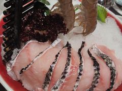 -红鼎豆捞·非遗鲍皇汤火锅(宝丰路店)