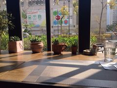 -静香HOUSE·全时段融合餐厅(七星欢乐颂店)