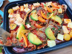 菠萝烤鱼-中8楼风尚云南菜(颐堤港店)