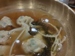 -荣记歡喜·馄饨铺(开发区振华购物中心店)