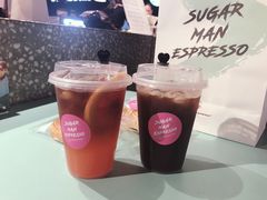 葡萄柚冰萃咖啡-sugarman espresso素饮糖人高新咖啡工厂