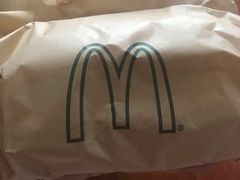 -麦当劳(展览路店)