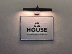 -THE OLD HOUSE酒吧