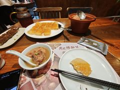 -黄泥岗·地道湖北菜(奥特莱斯店)