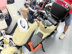 -小牛电动(上海浦东新区张杨路店)