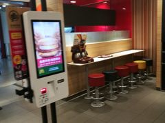 -麦当劳(杭州东站高铁店)
