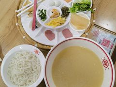 招牌过桥米线-陳生記米线·始于1989(武林店)