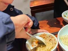 -裕兴记•蟹黄面馆(人民广场店)