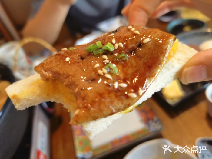 大鲜生·亚洲菜融合小食堂脆烤香芒鹅肝—夏日の精选图片