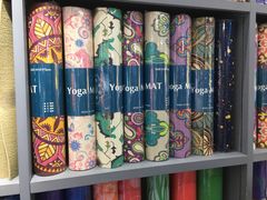 -义乌小商品批发市场(中国小商品城·篁园服装市场店)