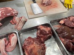 -标记美食新鲜猪杂(兴南大道店)