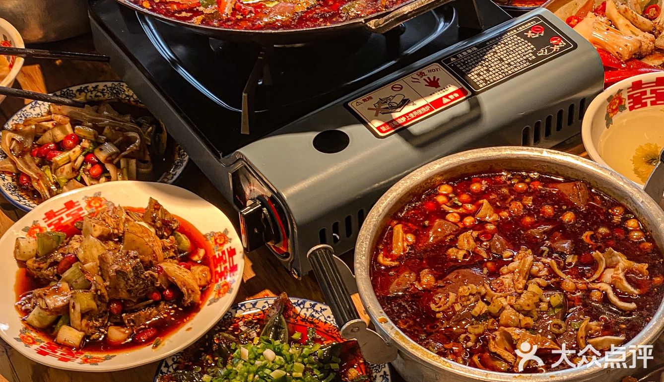 来成都一定要吃的毛血旺就在这里🥘