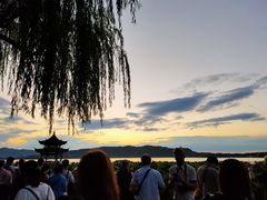 -星巴克(杭州湖滨银泰E区店)