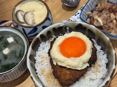 和牛汉堡肉饭-京和风食堂·定食寿喜锅(保利樾广场店)