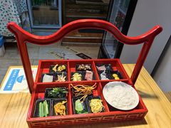 -勺子米线·云南传统小吃市集(四方街店)