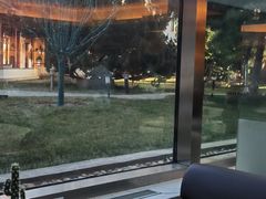 -亮马河饭店翠雅咖啡厅