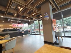 -瑞幸咖啡(杭州绿地中央店)