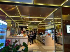 -大中华希尔顿酒店-念自助餐·嗨啤·小龙虾