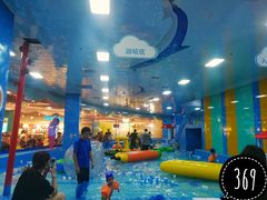 -楠木种子游泳馆(李沧万达店)
