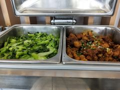 -宁波宝信宝马4S店(江北日湖店)