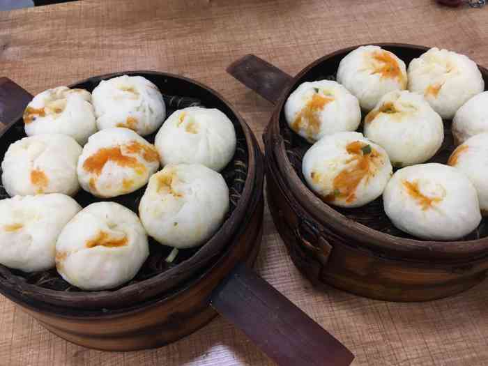 哈笼包子(双楠街店)-"一家位于双楠小区里的包子家,听说是还是达.