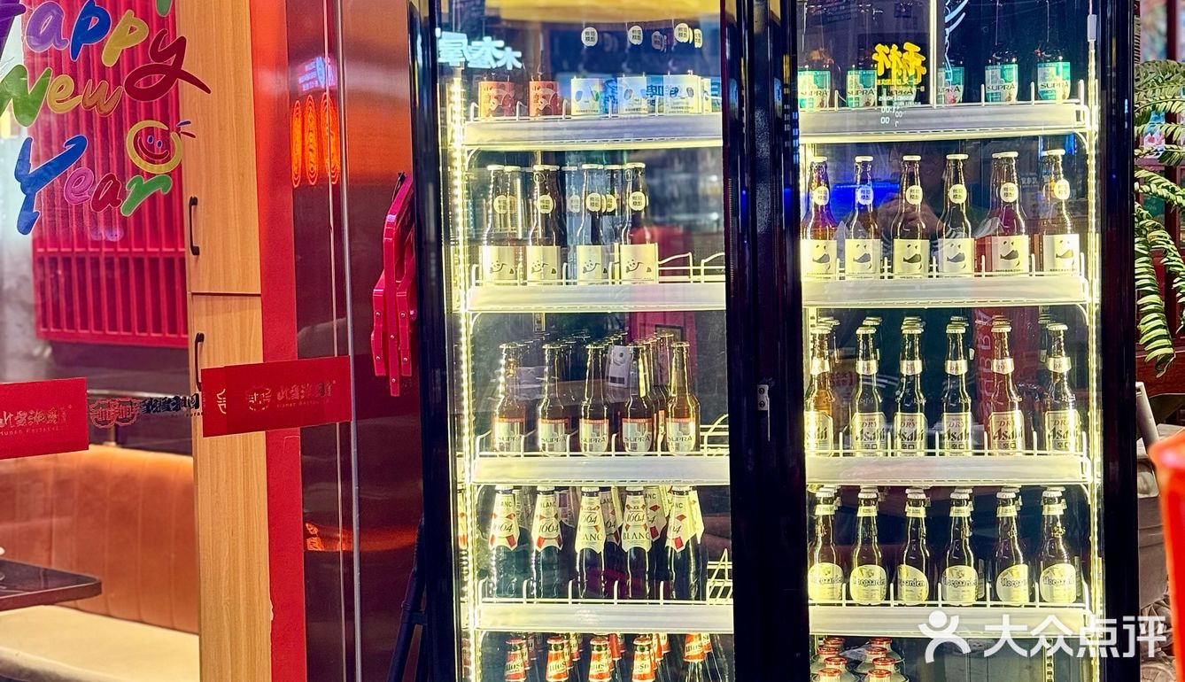 南方小帅哥来吃东北大串了！还有小土豆和冻梨！