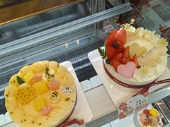 -花花卷卷·鲜食蛋糕(静安久光百货店)