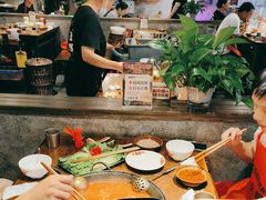 -萍姐火锅·公路夜市(武汉首店)