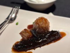 葱烧海参配乌米菌-鲁采LU STYLE(新天地店)
